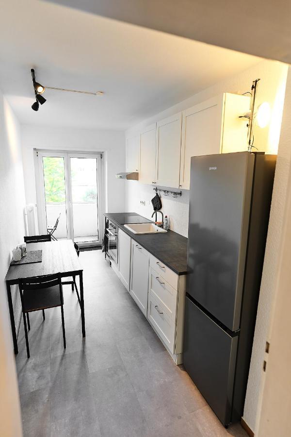 N2 Centrally Located 3-Room Apartment With Balcony Or Individual Rooms Karlsruhe Esterno foto